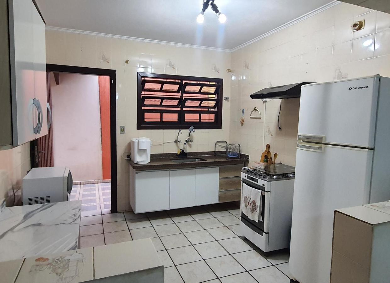 Casa Completa Com Piscina A 300 Metros Do Mar Villa Peruíbe Eksteriør billede